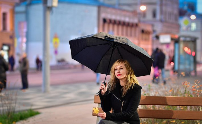 The Art of the Rainy Picnic: Eating Outside When the Sky Won't Cooperate